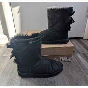 UGG Bailey Bow 3280Y Black Big Kid's Size 6 or Women's 7.5 with Retail Box
